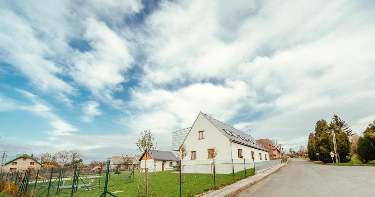 Šternberk Apartmany Dalov المظهر الخارجي الصورة